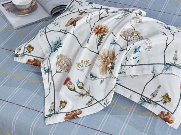 Комплект постельного белья 1,5-спальный, печатный сатин 1481-4S