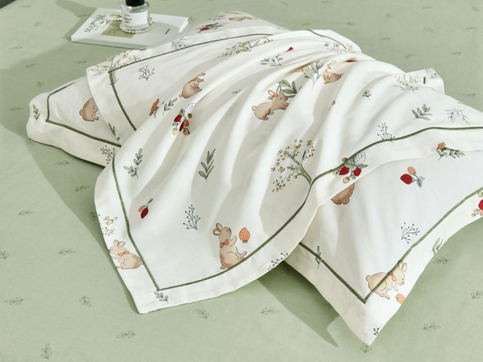 Комплект постельного белья 1,5-спальный, печатный сатин 2176-4S